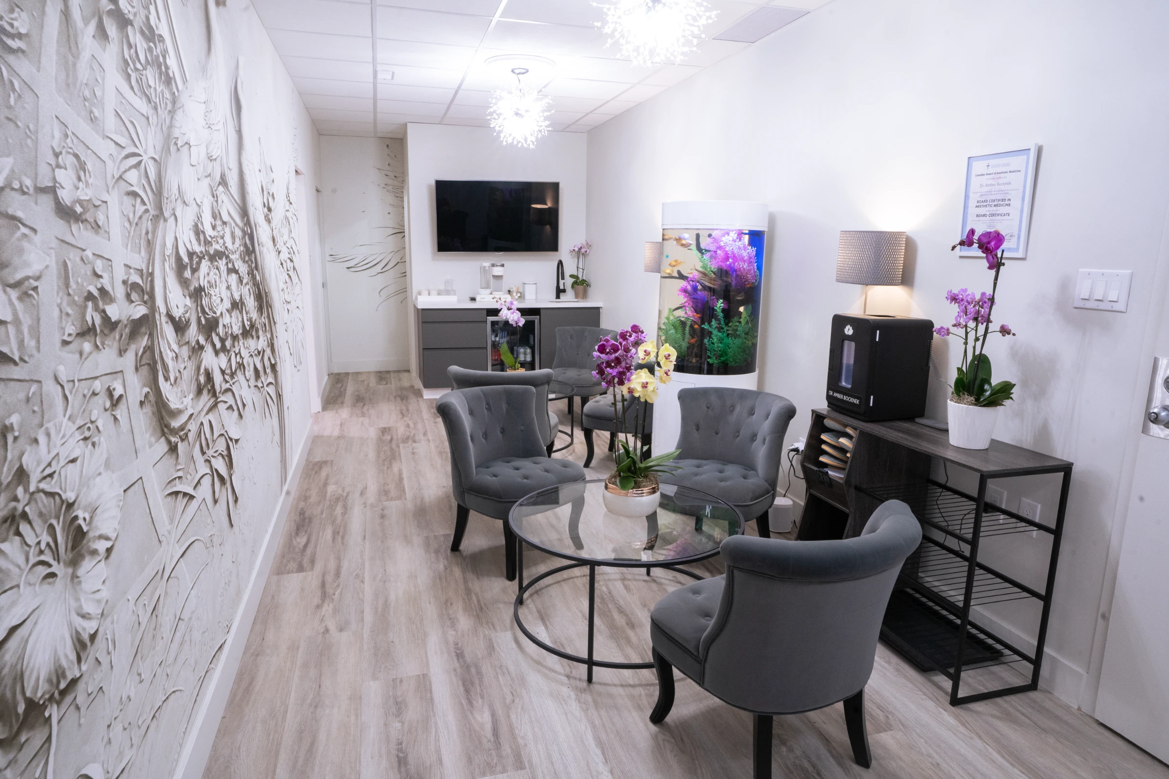 Modern waiting room at Thrive! MedAesthetics, Aurora